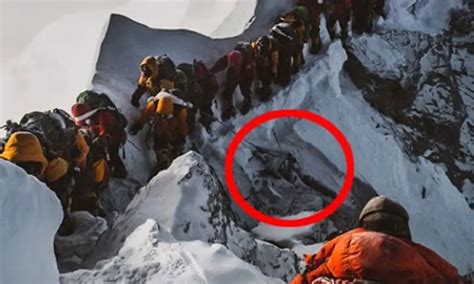 everest movie real pictures|was scott fischer body recovered.